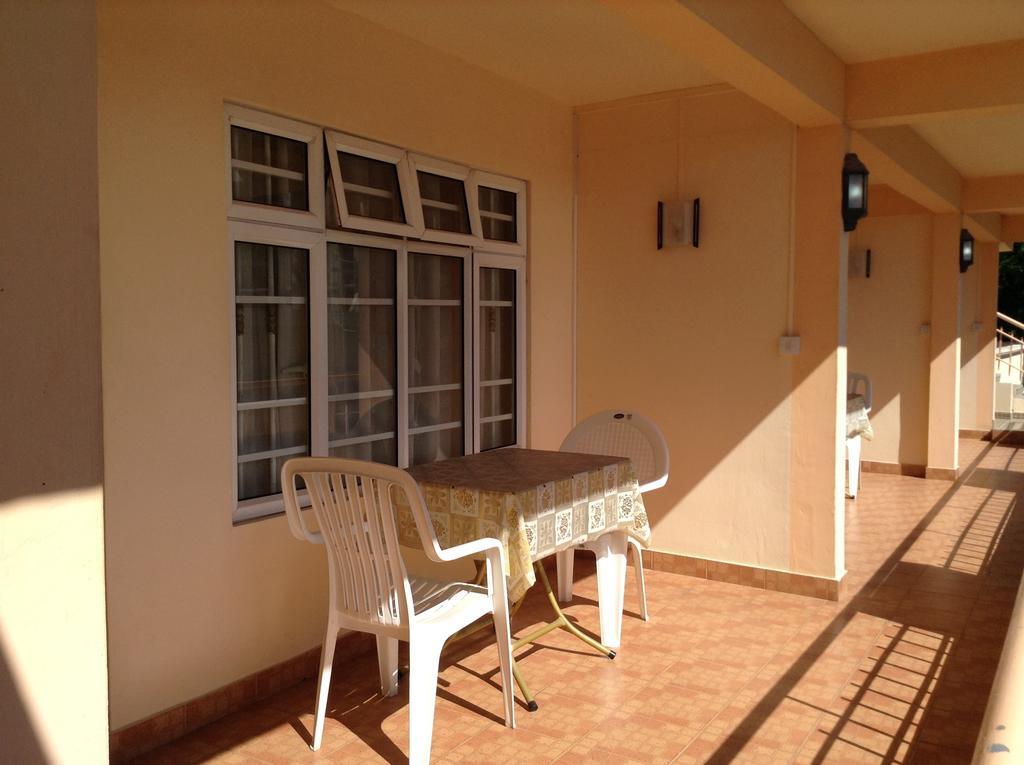 Ebrahim Flats - Grand Baie Beach Стая снимка