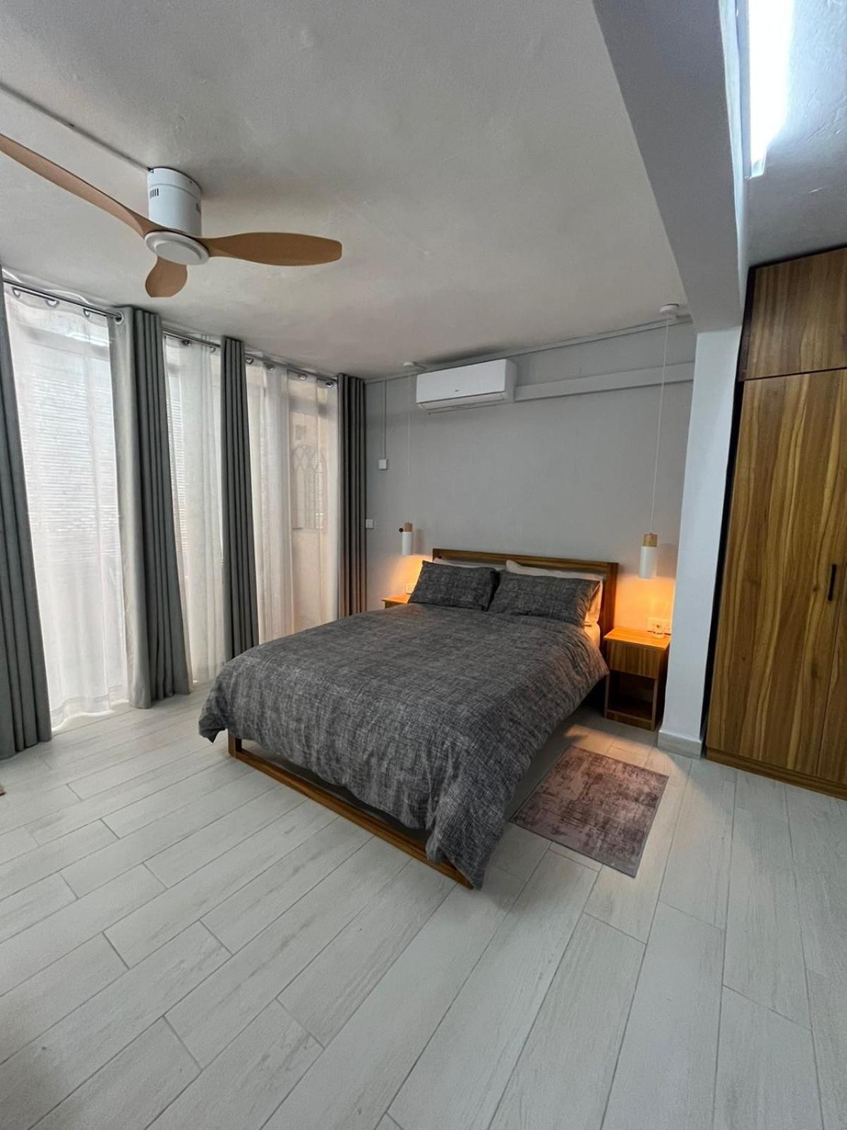 Ebrahim Flats - Grand Baie Beach Екстериор снимка