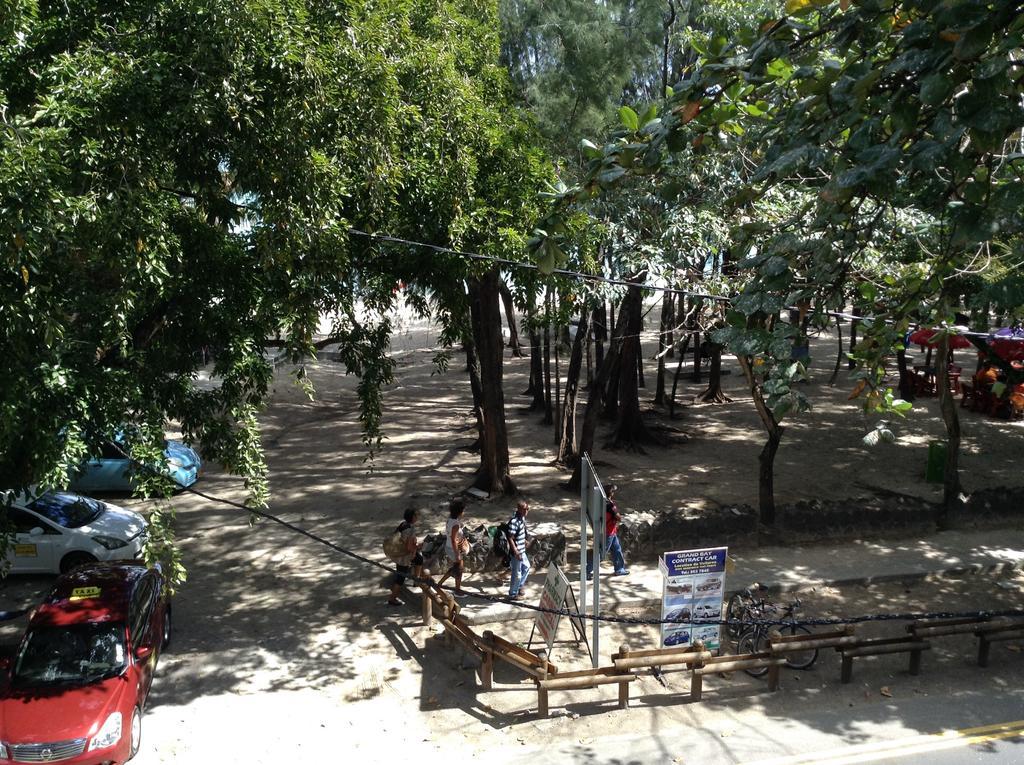 Ebrahim Flats - Grand Baie Beach Екстериор снимка