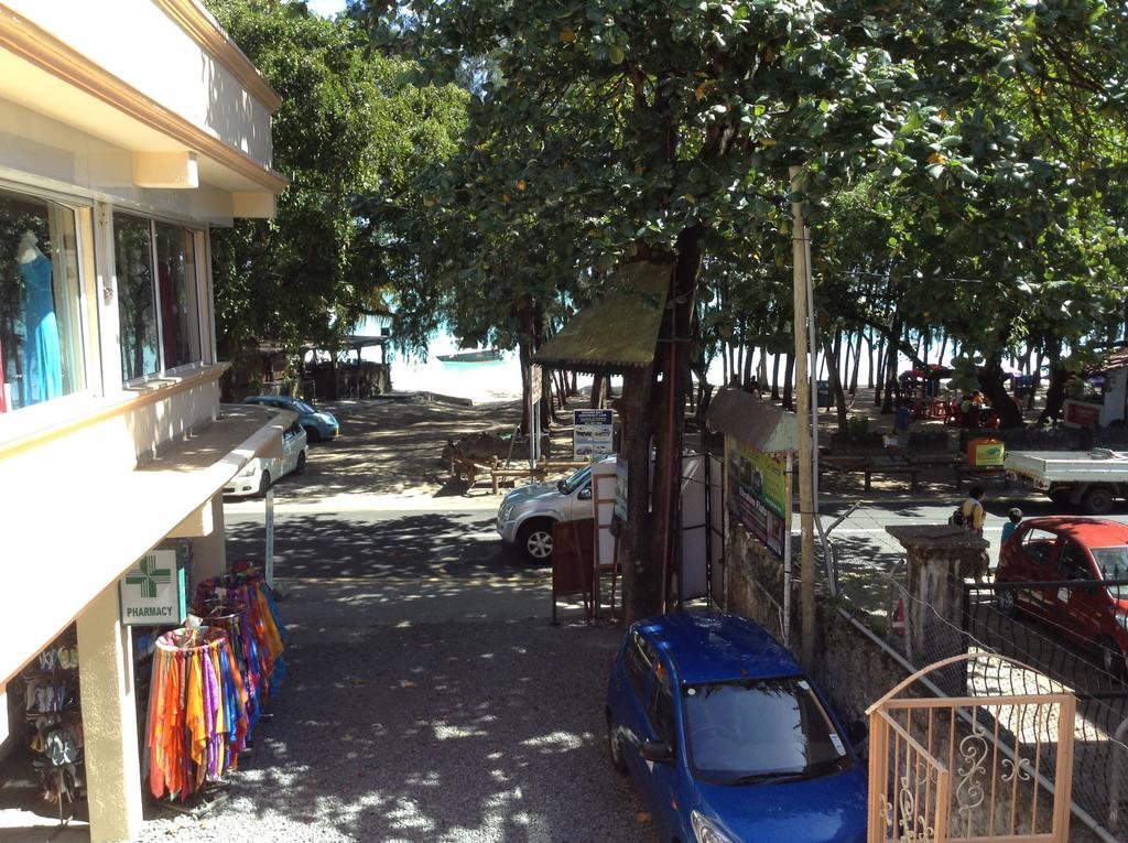 Ebrahim Flats - Grand Baie Beach Екстериор снимка